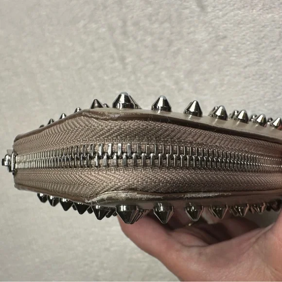 Christian Louboutin Beige Panettone Wallet with Silver Spikes - Picture 7 of 14